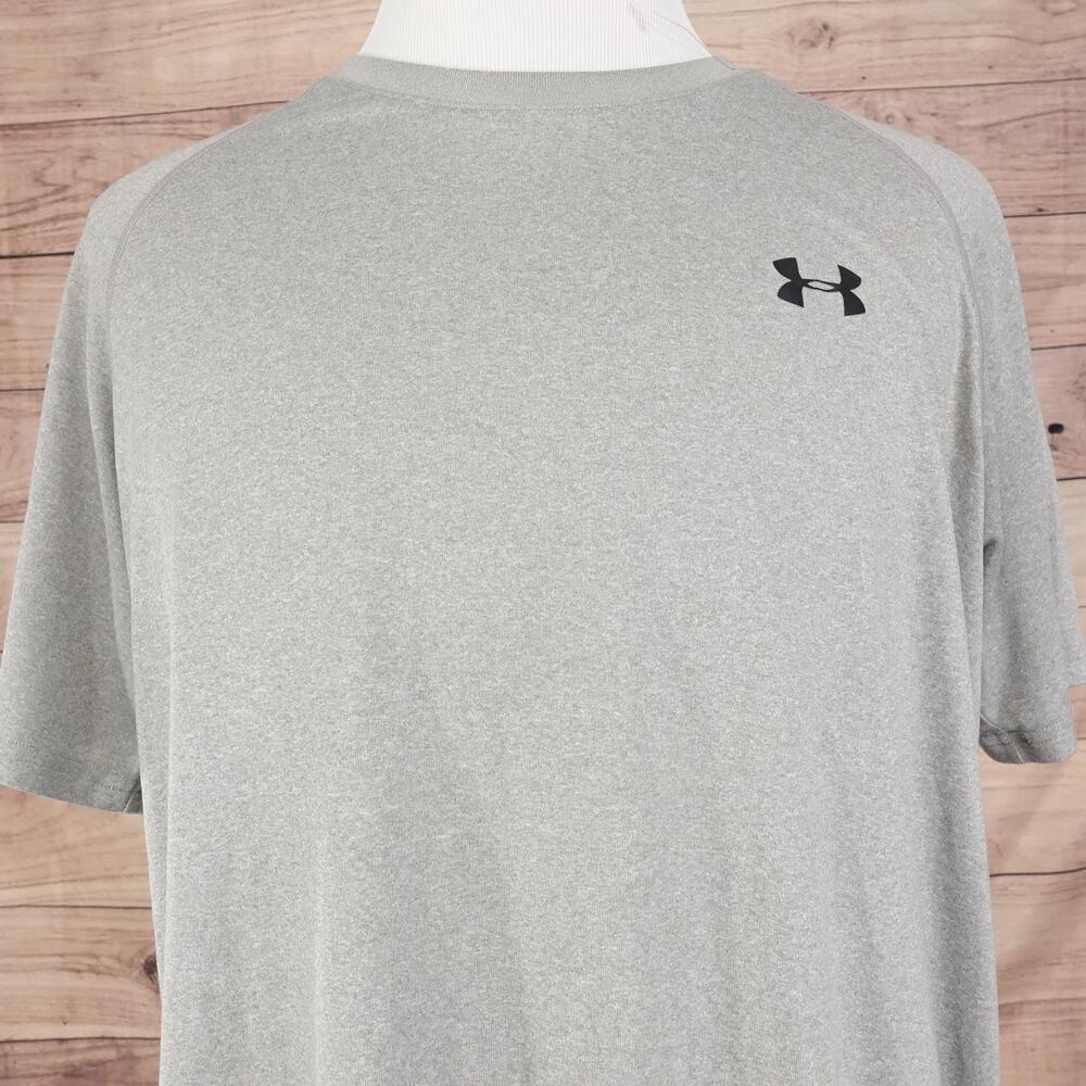 UNDER ARMOUR HEATGEAR LOOSE GREY SHORT SLEEVE EXERCISE WORKOUT TSHIRT SZ XL